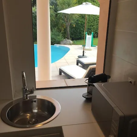 Charm In Cannes - Apartment *