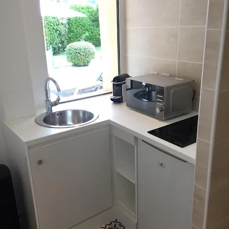 Charm In Cannes - Mougins