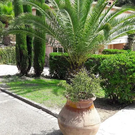 Apartment Charm In Cannes - *